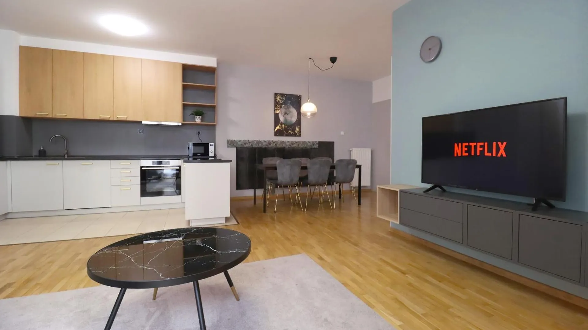 公寓 布达佩斯Kazinczy 2Bdr With Ac, Smart Tv公寓