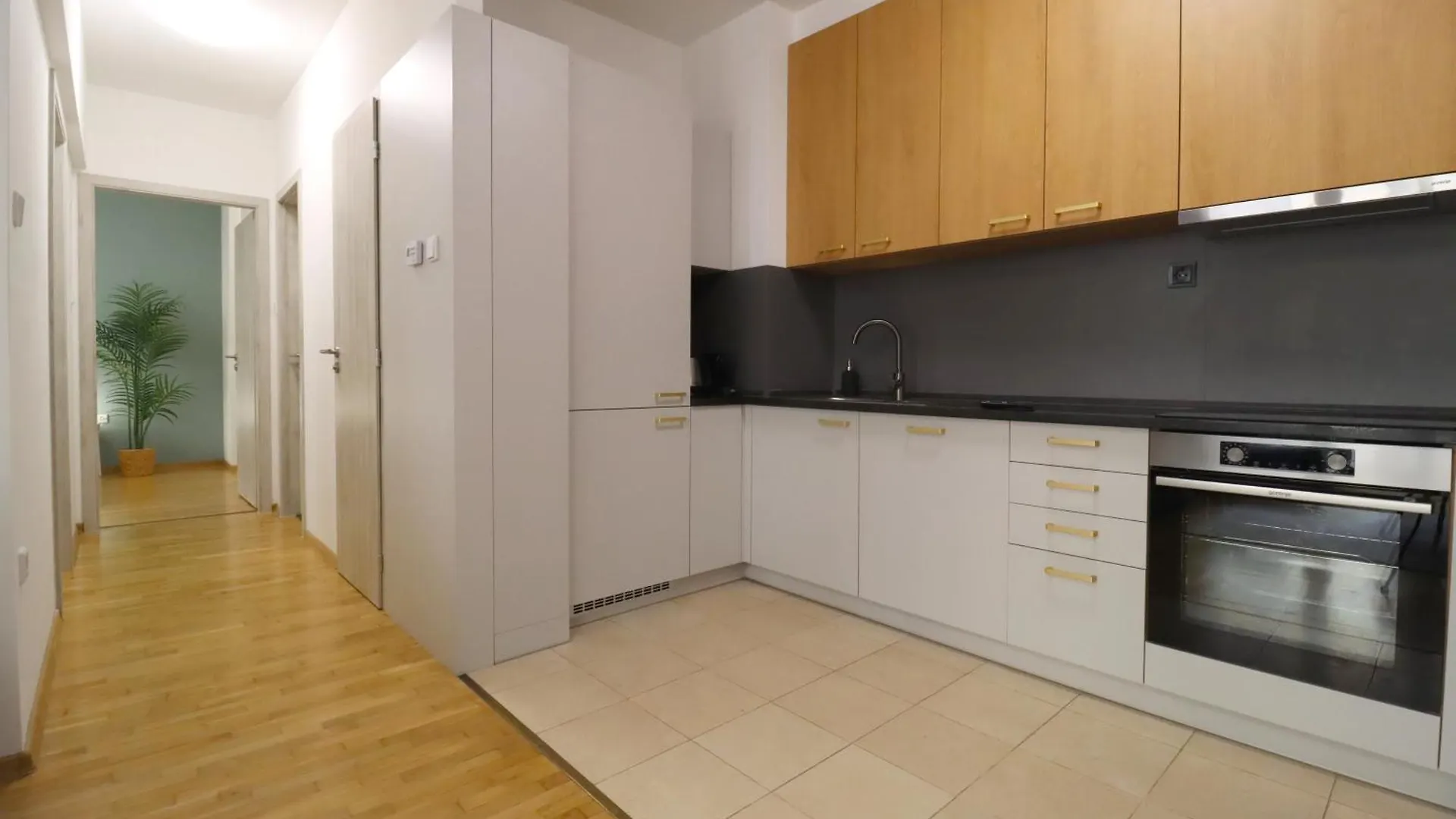 布达佩斯Kazinczy 2Bdr With Ac, Smart Tv公寓 0*, 布达佩斯
